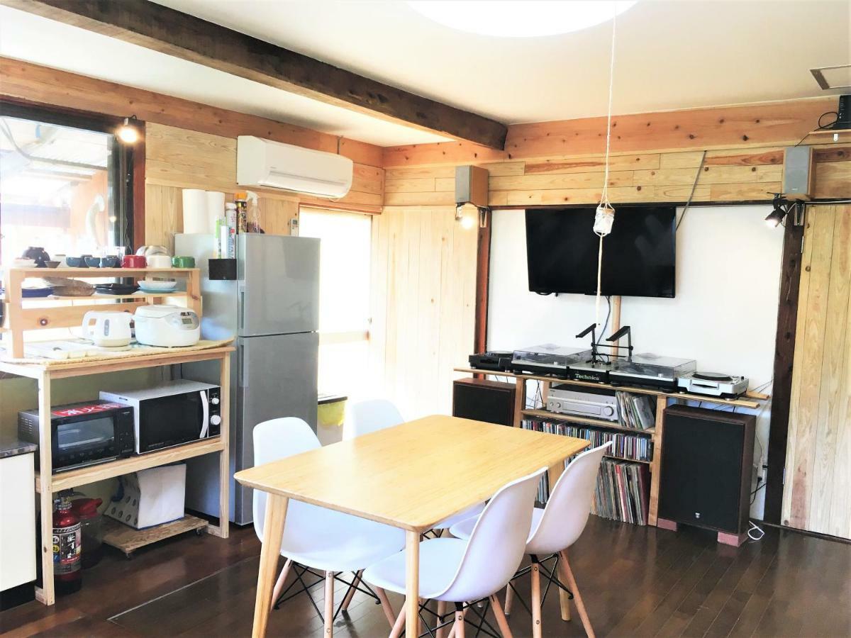 奄美ゲストハウス Hub A Nice Inn Setouchi  Экстерьер фото
